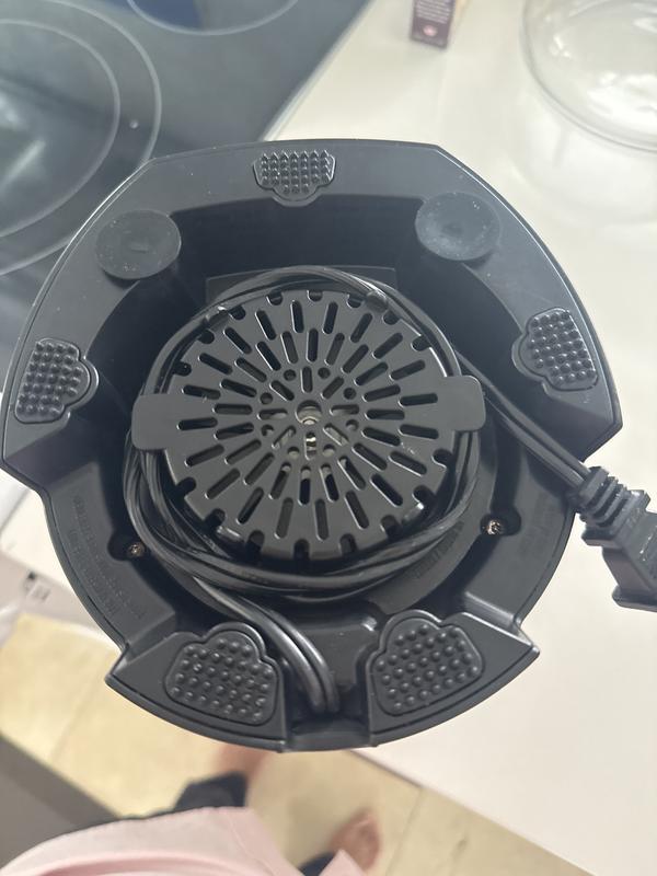 Scatters fine  black particles in the button  iver the counter too