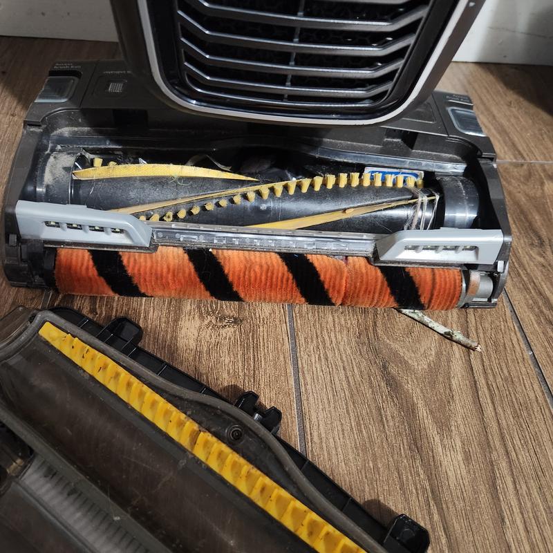 Customer carousel item 8.