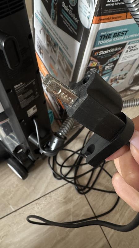 Missing grounding prong