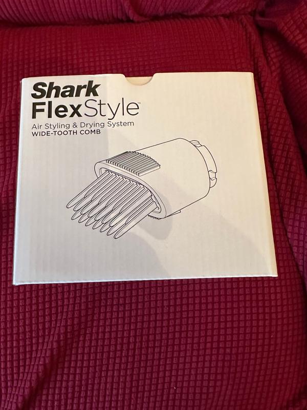 Customer photo for "Shark FlexStyle Wide-Tooth Comb!"