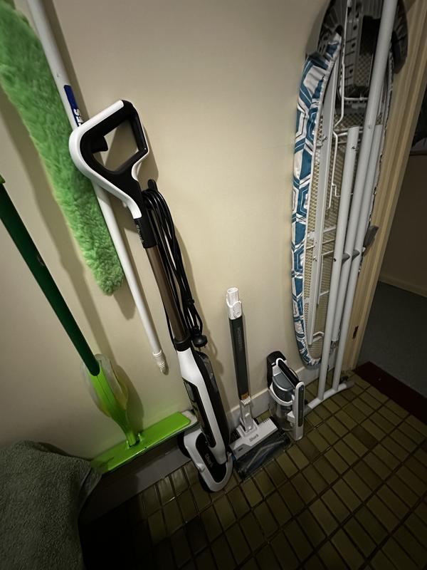 Customer photo for "Very Lightweight to use & cleans Great"