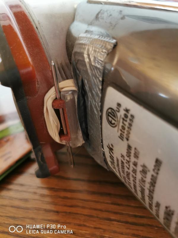 Both pics show things broken in the 1st 6 months. I love the product but it's definitely not well designed