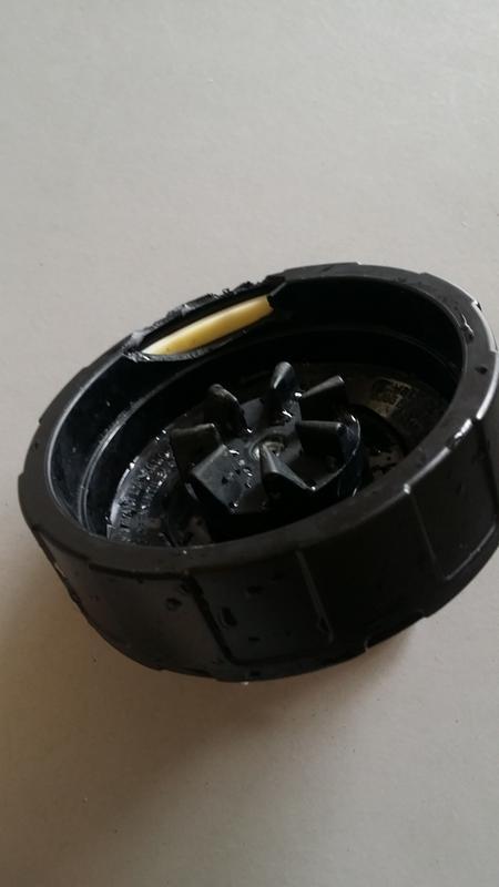 this happened when I dropped my nutri ninja ready-to-blend