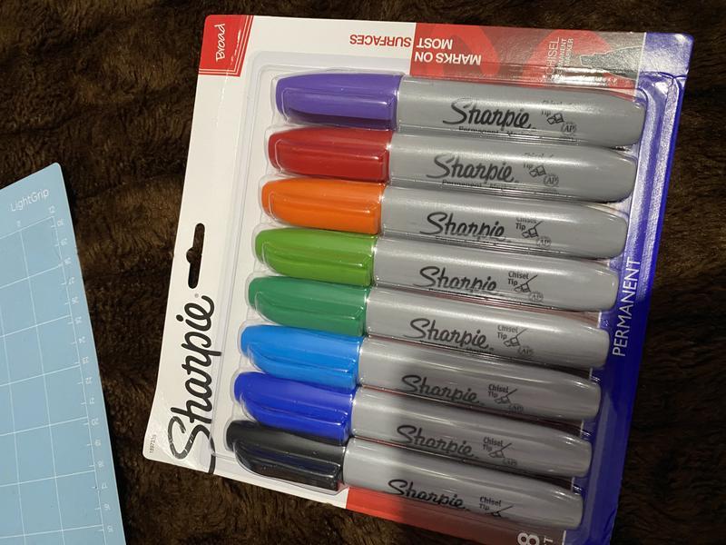 Sharpie Permanent Markers, Chisel Tip, Classic Colors, 8 Count 