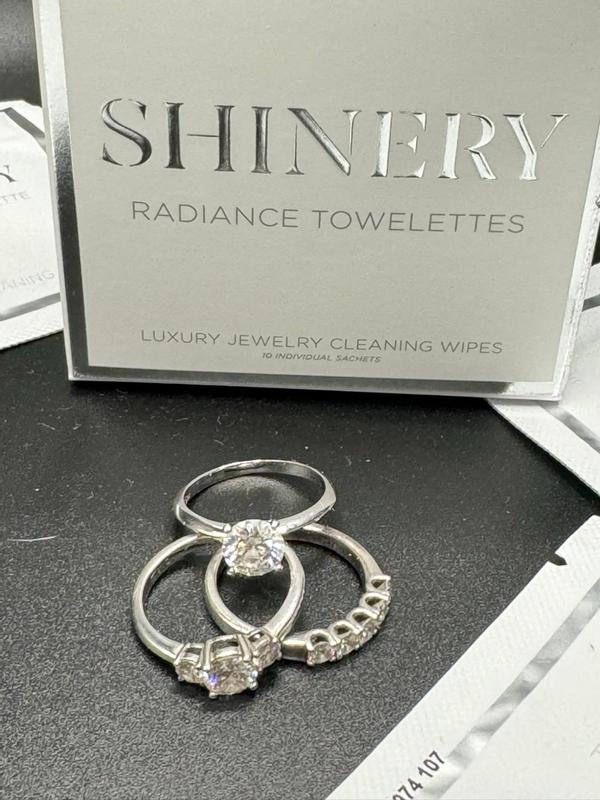 Radiance Towelette Jewelry Cleaner – James Michelle