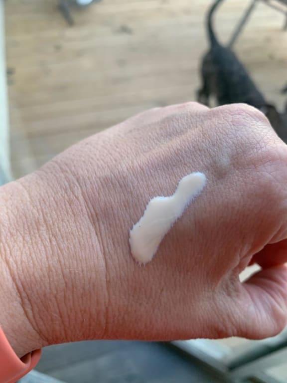 Customer photo for "Lovely glow, yet matte!"