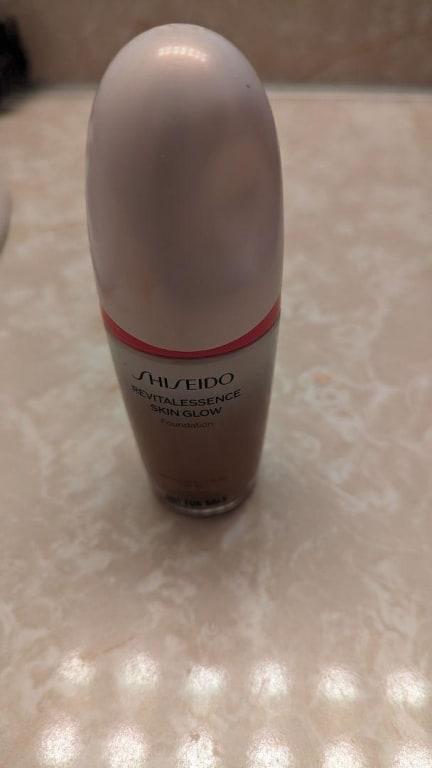 Shiseido RevitalEssence Skin Glow Foundation SPF 30 - Macy's