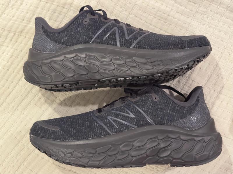 Men's New Balance Kaiha Road - Black Non Slip Work Sneakers