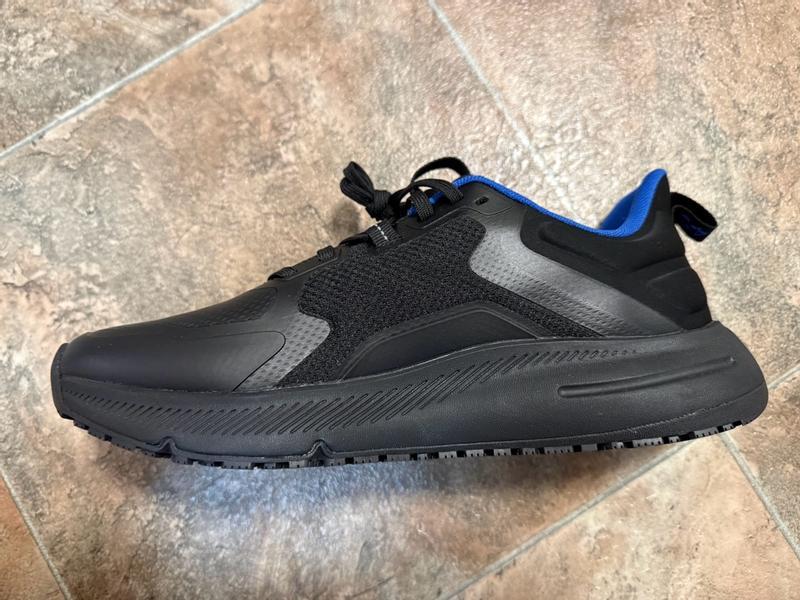Crossing 4SG Men's Gray Non-Slip Shoes with Blue Accents
