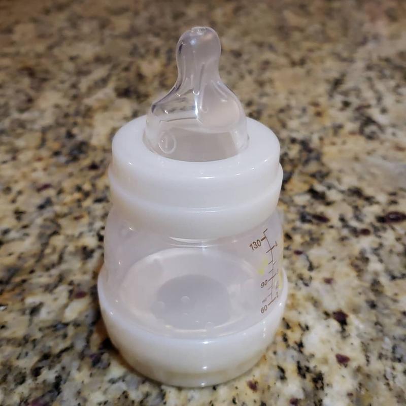 mam bottles letting water in