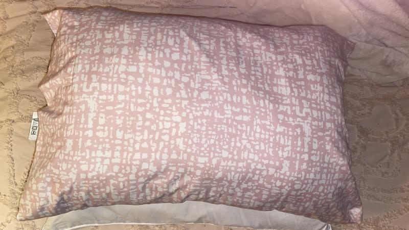 Look how well it fills out a pillowcase!