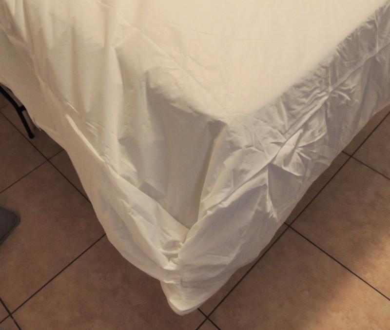 Side View of Queen Size Cover on a Full Size Mattress