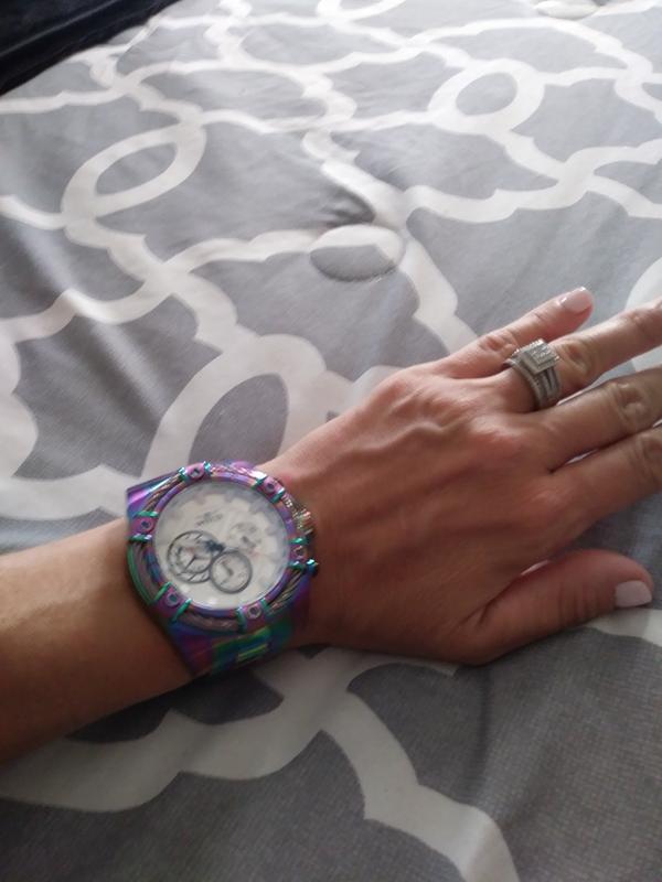 Invicta 25520 top