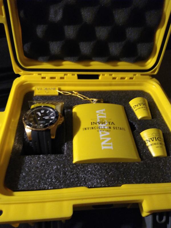 Invicta 30503 discount