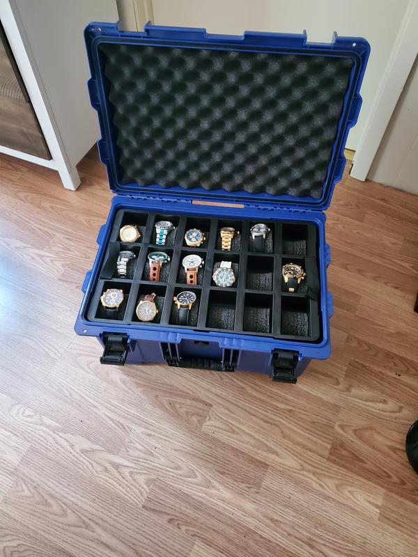 Invicta 50-Slot Rolling Travel Dive Case w/ LED Wheels 