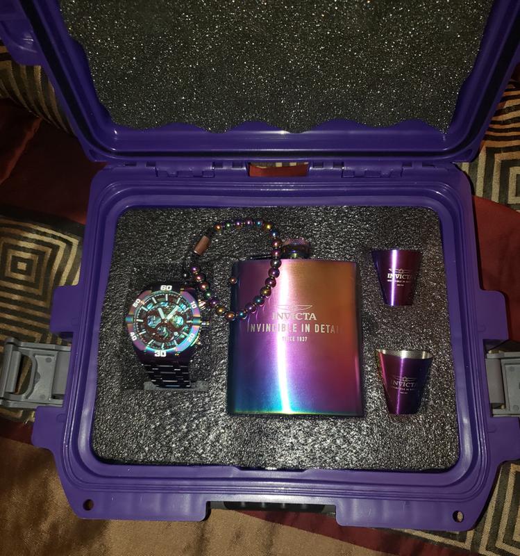 Invicta , 50mm Coalition , Forces Quartz , Chronograph Abalone, Dial Watch w/ Flask Set Invicta , 50mm Coalition , Forces Quartz , Chronograph Abalone, Dial Watch w/ Flask Set