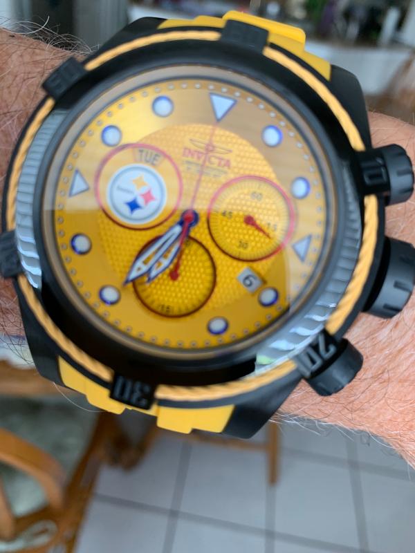 Invicta nfl hotsell pittsburgh steelers 30249