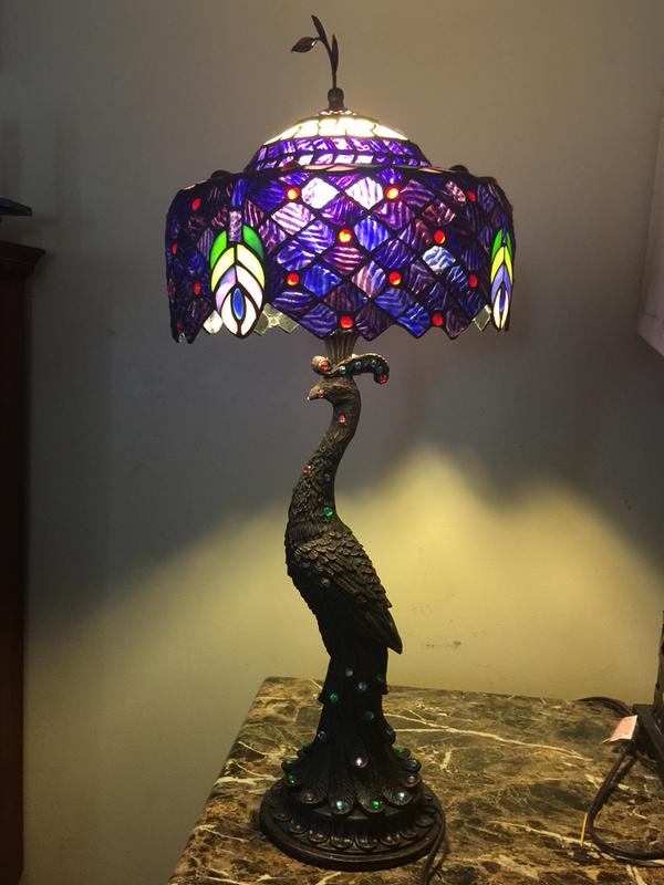 tiffany peacock table lamp