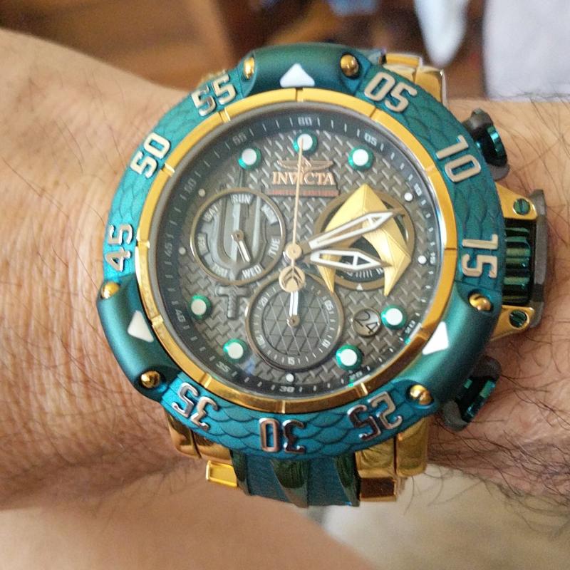 invicta watch aquaman