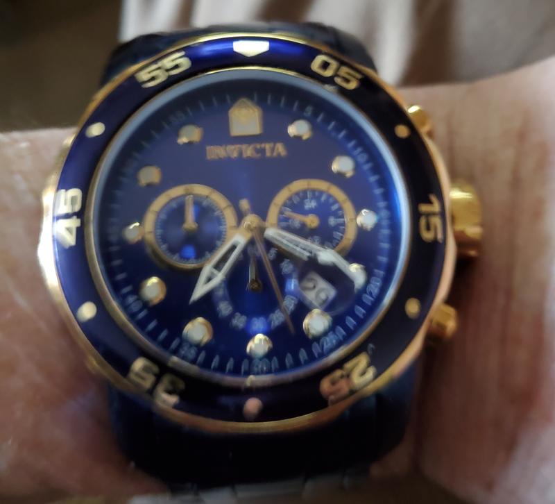 Invicta Pro Diver Scuba Blue or Gold Label Quartz Watch w/ 1DC Invicta Pro Diver Scuba Blue or Gold Label Quartz Watch w/ 1DC