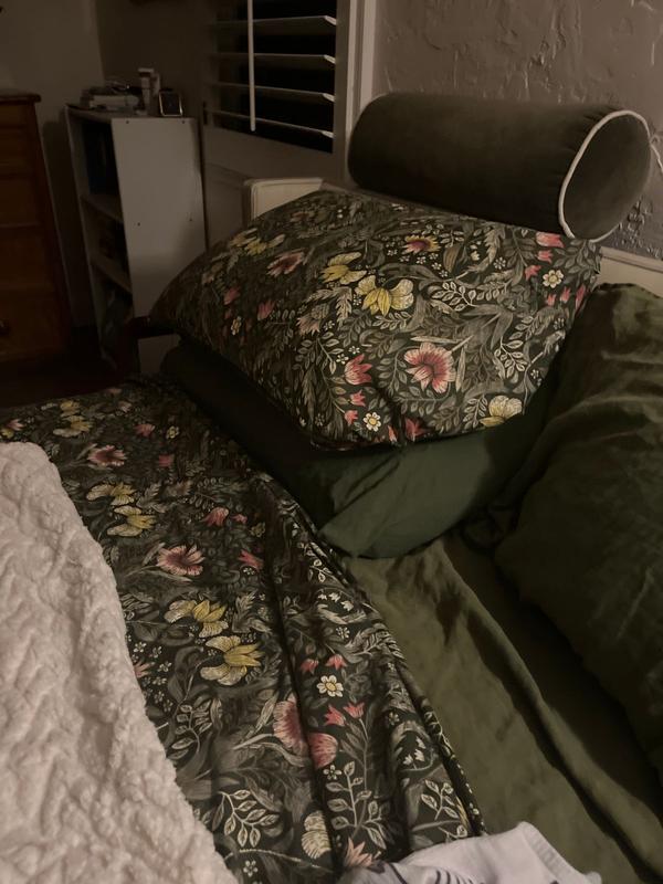 Customer photo for "Surprised that these sheets are worn out after four years."