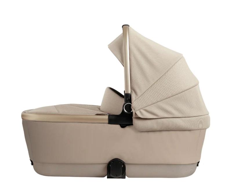 Customer photo for "Beautiful bassinet!"