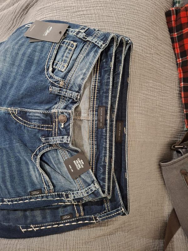 Sizing discrepancy between the three pairs