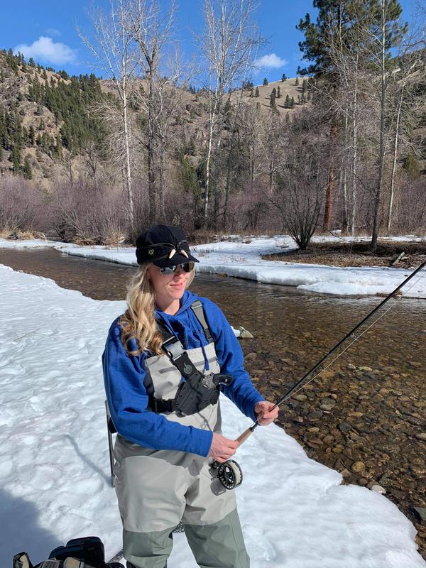 Simms Women's Freestone Stockingfoot Chest-High Fishing Waders - Durable,  Breathable, Performance-Driven Waterproof Waders: Buy Online at Best Price  in UAE 