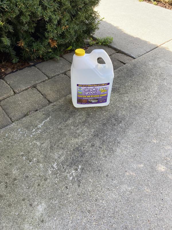 Simple Green 1 Gal. Concrete and Driveway Cleaner Pressure Washer  Concentrate 2300000118202 - The Home Depot