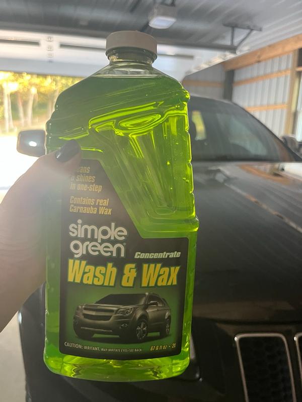 Simple Green 67.6-fl oz Car Exterior Wash/Wax 0210000643272 at Lowes.com
