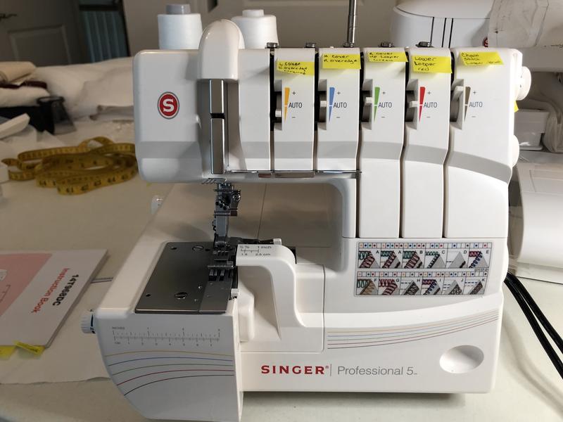  Singer 14T968DC Professional 5 5-4-3-2, capacidad de hilo,  Serger Overlock con autotensión : Arte y Manualidades