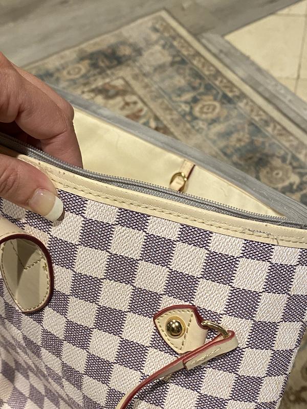 With a leather needle, it went through all these layers with no problem whatsoever.