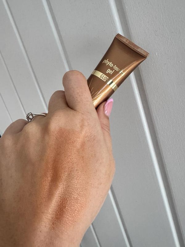Customer photo for "Sisley Phyto Touche Gel Glow"
