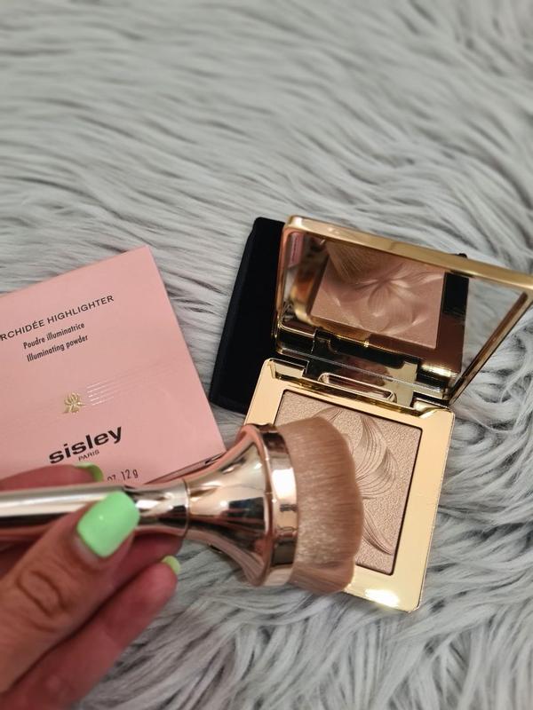 Customer photo for "A beautiful glow with a luxurious touch"