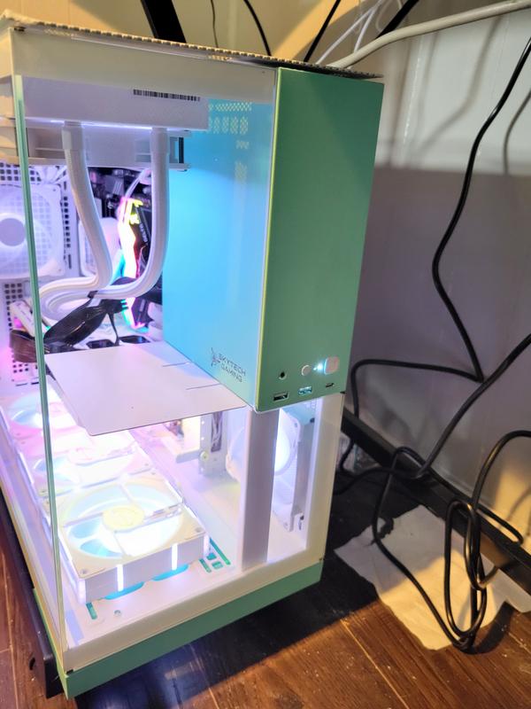 Aqua Gaming PC | AMD Ryzen 7 7800X3D, Radeon 9070 XT 16GB, 32GB
