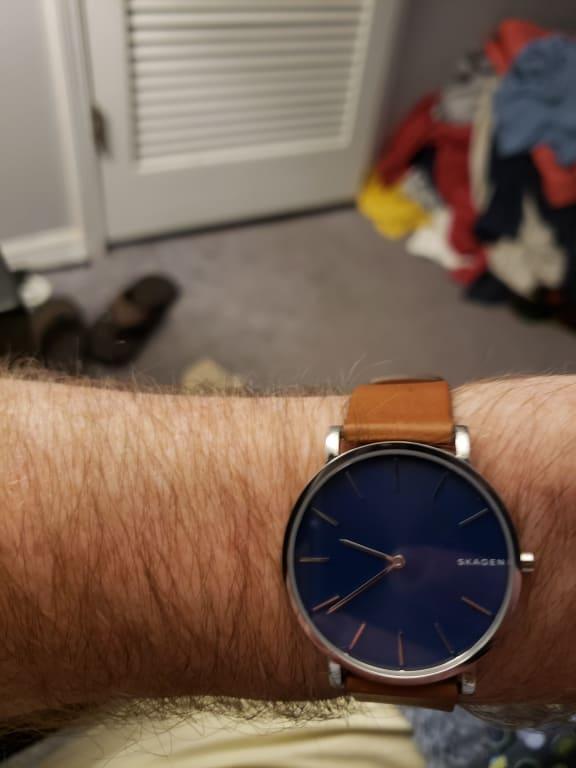 Please ignore the pile of photobombing clothes..