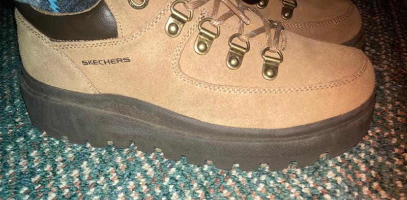 Skechers fashion shindigs mid hiker boot