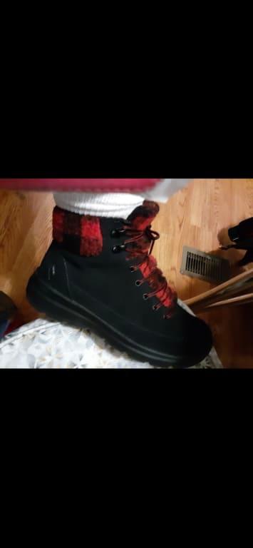 I have bigger ankles, now they are broken in