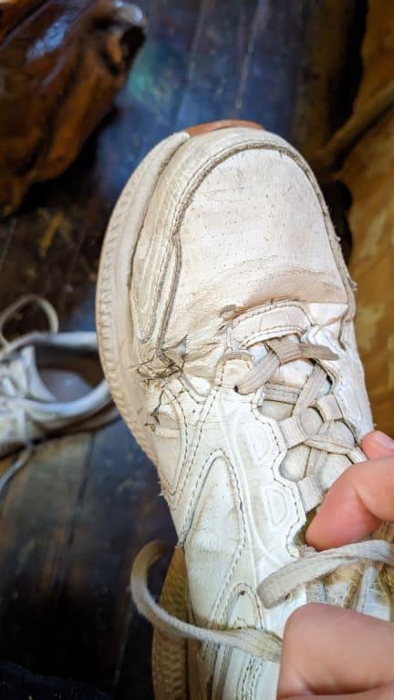 Holes in the upper part after less than 6 months