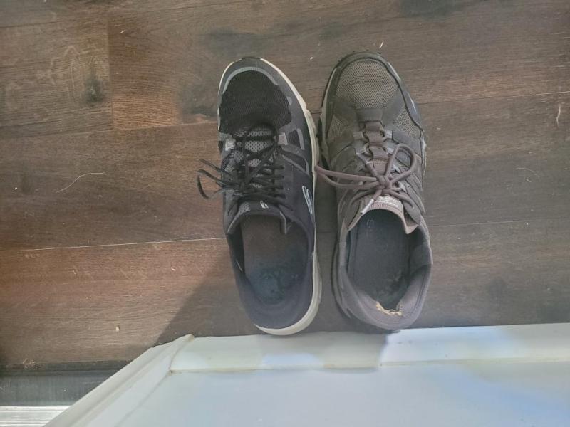 Both shoes are size 10
