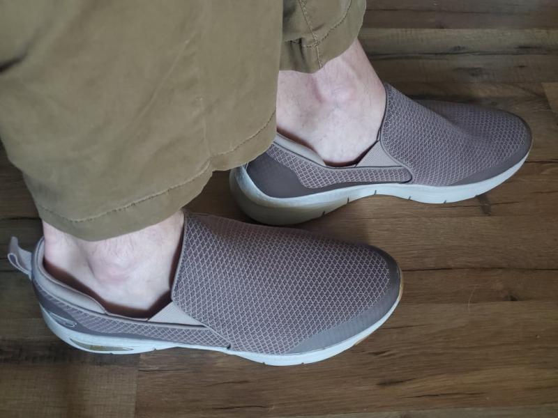 Size 13 comfort & style!