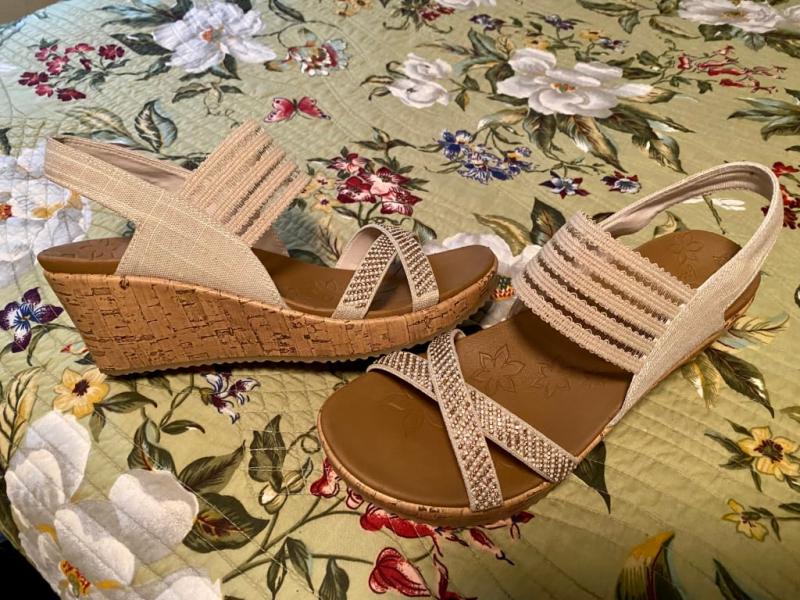 Skechers smitten kitten cali wedge sandal on sale