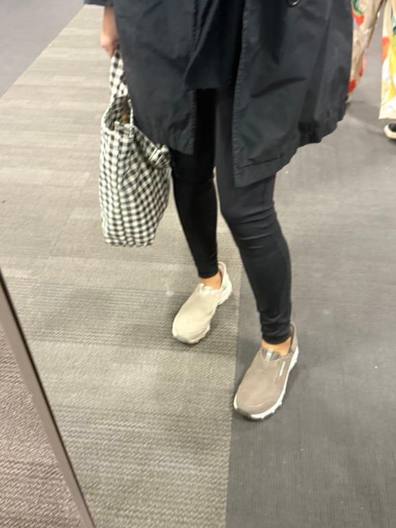 Trying to get another color of this pair