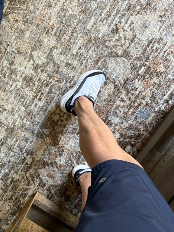 スニーカー HENDERSON SS25 Sneakers & Slip-On (LILLY 90DCERVO BUTTER) Skechers Women's Slip-ins Contour Foam Cozy Fit Sneaker