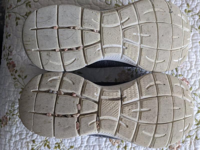 Rocks in shoes Skechers Women's Slip-ins Summits Sneaker