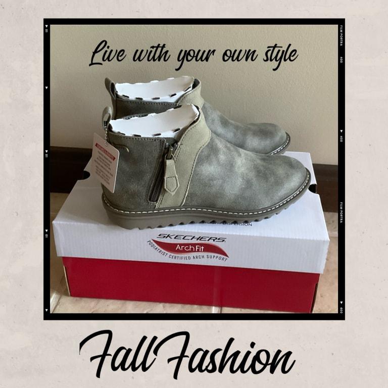 Skechers Arch Fit Mojave Ankle Boots - Indefinite - QVC.com
