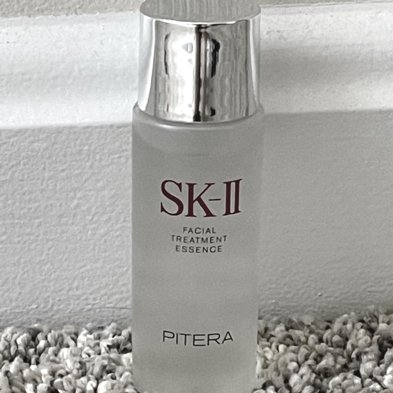 Facial Treatment Essence - Hydrating Skin Essence | SK-II US