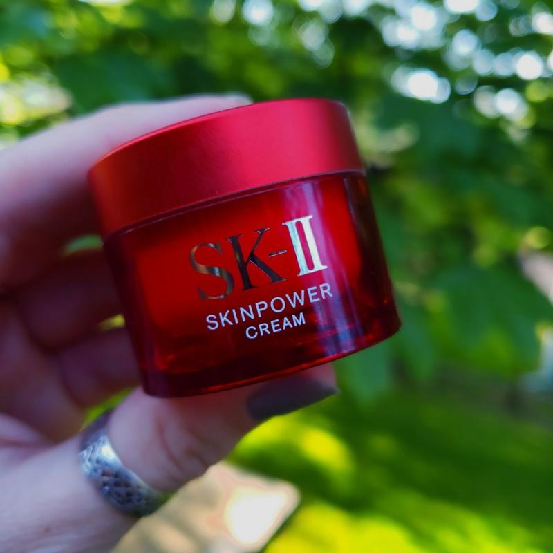 SK2 アドバンストPルースPUV SKINPOWER Advanced Cream - Face Moisturizer | SK-II US