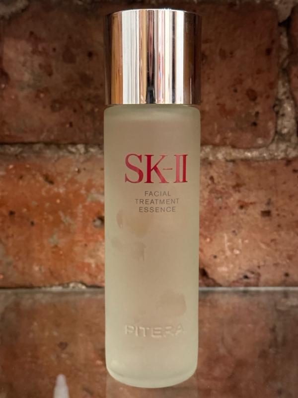 Facial Treatment Essence: Hydrating Serum | SK-II US