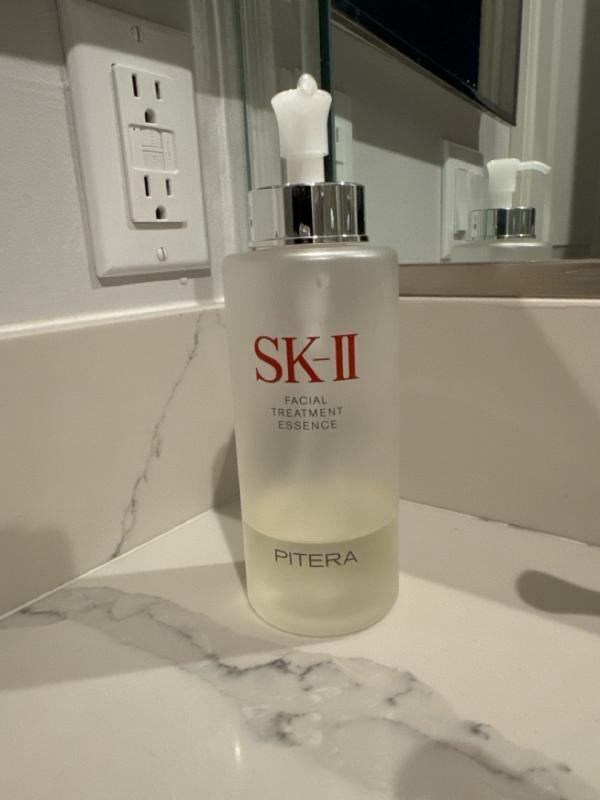 Facial Treatment Essence with 90% PITERA™